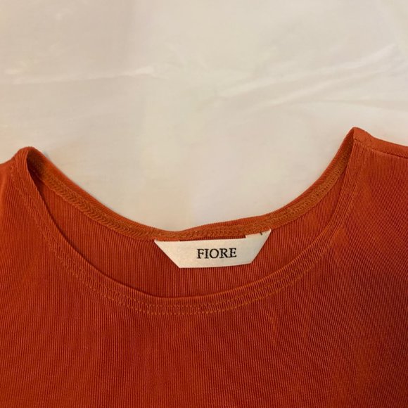 Fiore Rust Colored Ribbed Sleeveless Shell - Picture 5 of 9